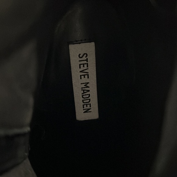 Black Steve Madden booties - Picture 6 of 6